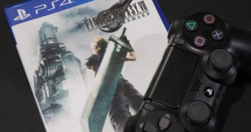 Final Fantasy 7 Remake, erschienen für PS4, Bildnachweis: charnsitr / Shutterstock.com