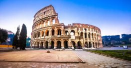 Das Kolosseum in Rom ist eines der Symbolbauten aus der Antike