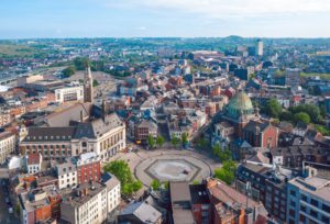 Panoramablick über das Stadtbild Charleroi (Belgien), Bildnachweis: uslatar / Shutterstock.com